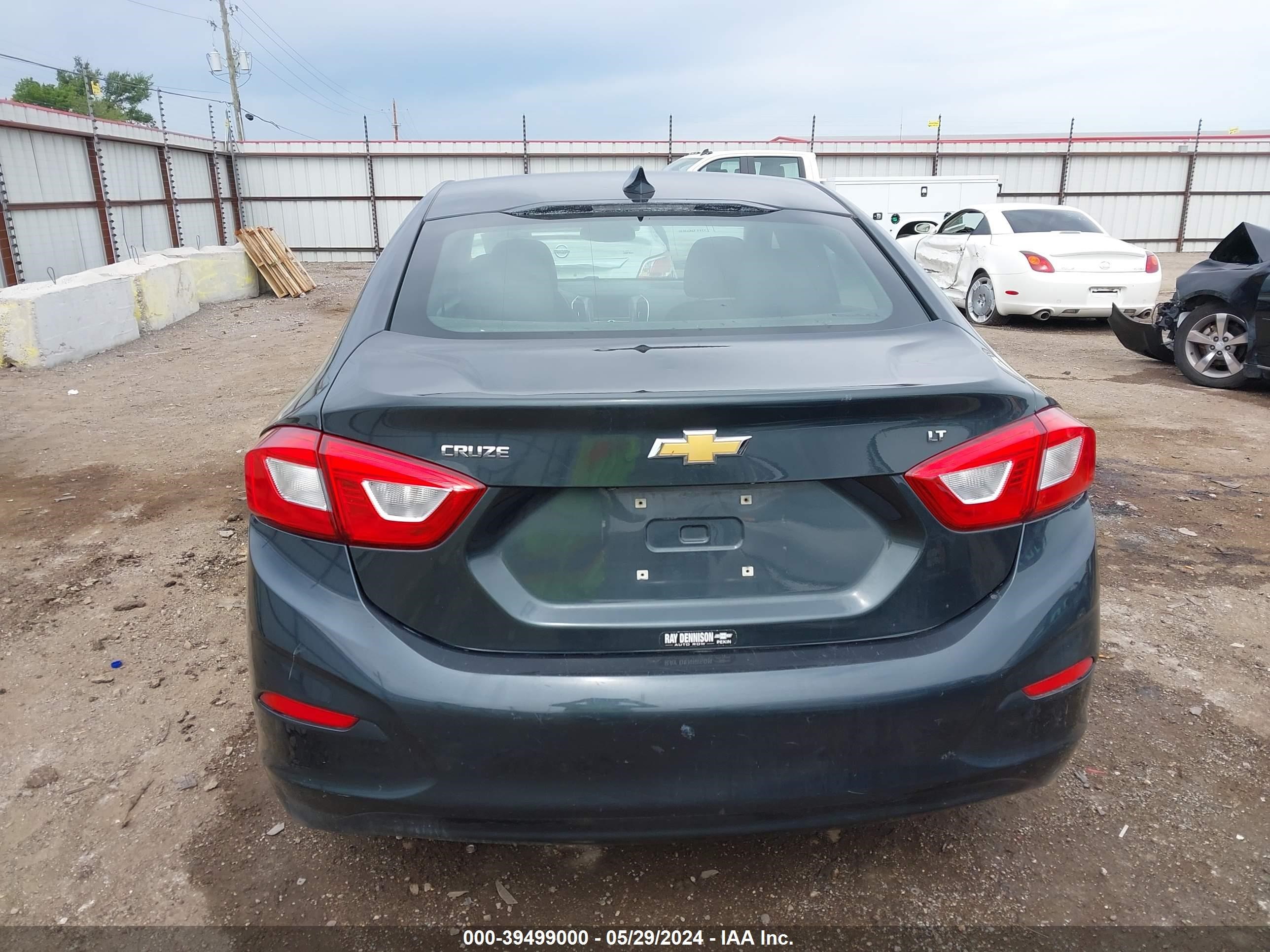 Photo 15 VIN: 1G1BE5SM9J7182824 - CHEVROLET CRUZE 