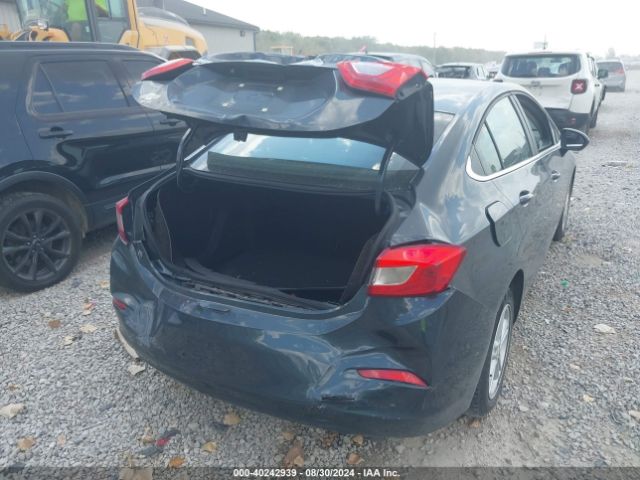 Photo 5 VIN: 1G1BE5SM9J7232458 - CHEVROLET CRUZE 