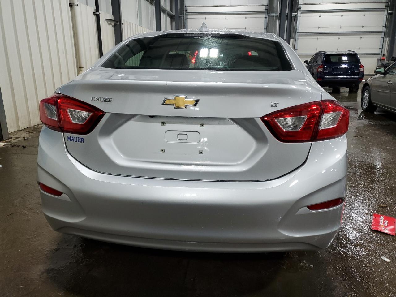 Photo 5 VIN: 1G1BE5SM9K7144687 - CHEVROLET CRUZE 