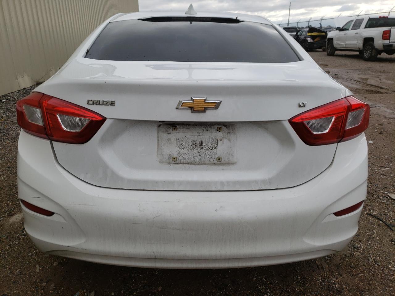 Photo 5 VIN: 1G1BE5SMXH7181028 - CHEVROLET CRUZE 