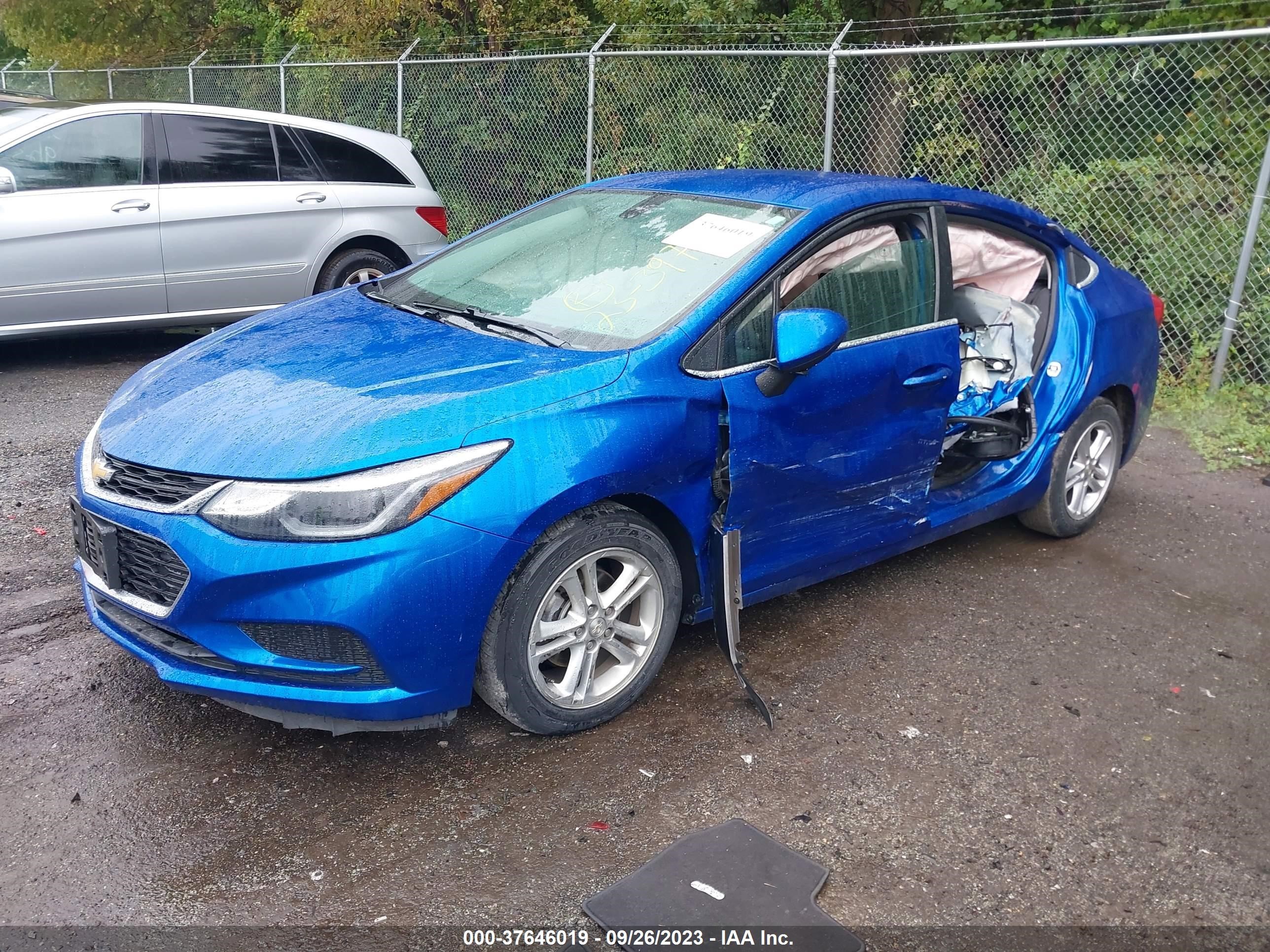 Photo 1 VIN: 1G1BE5SMXH7244242 - CHEVROLET CRUZE 