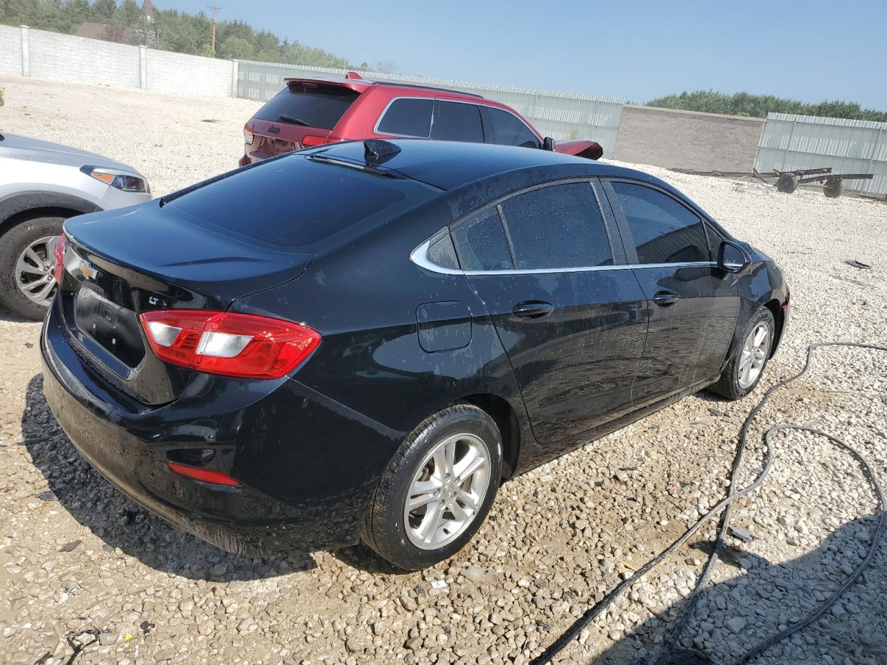 Photo 2 VIN: 1G1BE5SMXH7253765 - CHEVROLET CRUZE 