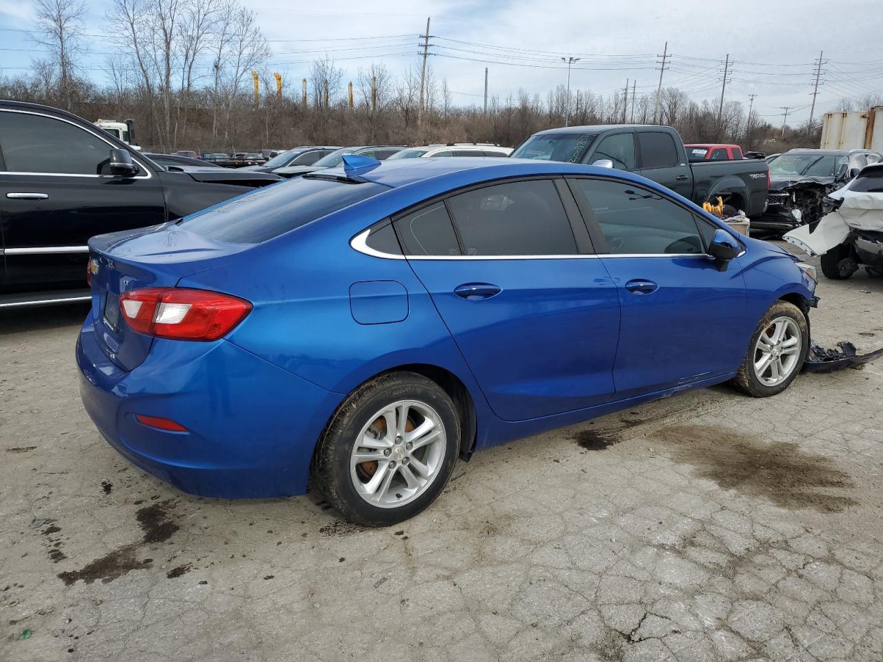 Photo 2 VIN: 1G1BE5SMXJ7178443 - CHEVROLET CRUZE 