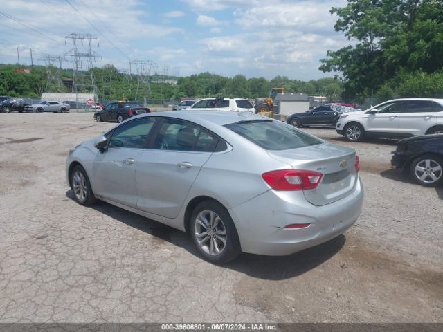 Photo 2 VIN: 1G1BE5SMXK7114548 - CHEVROLET CRUZE 