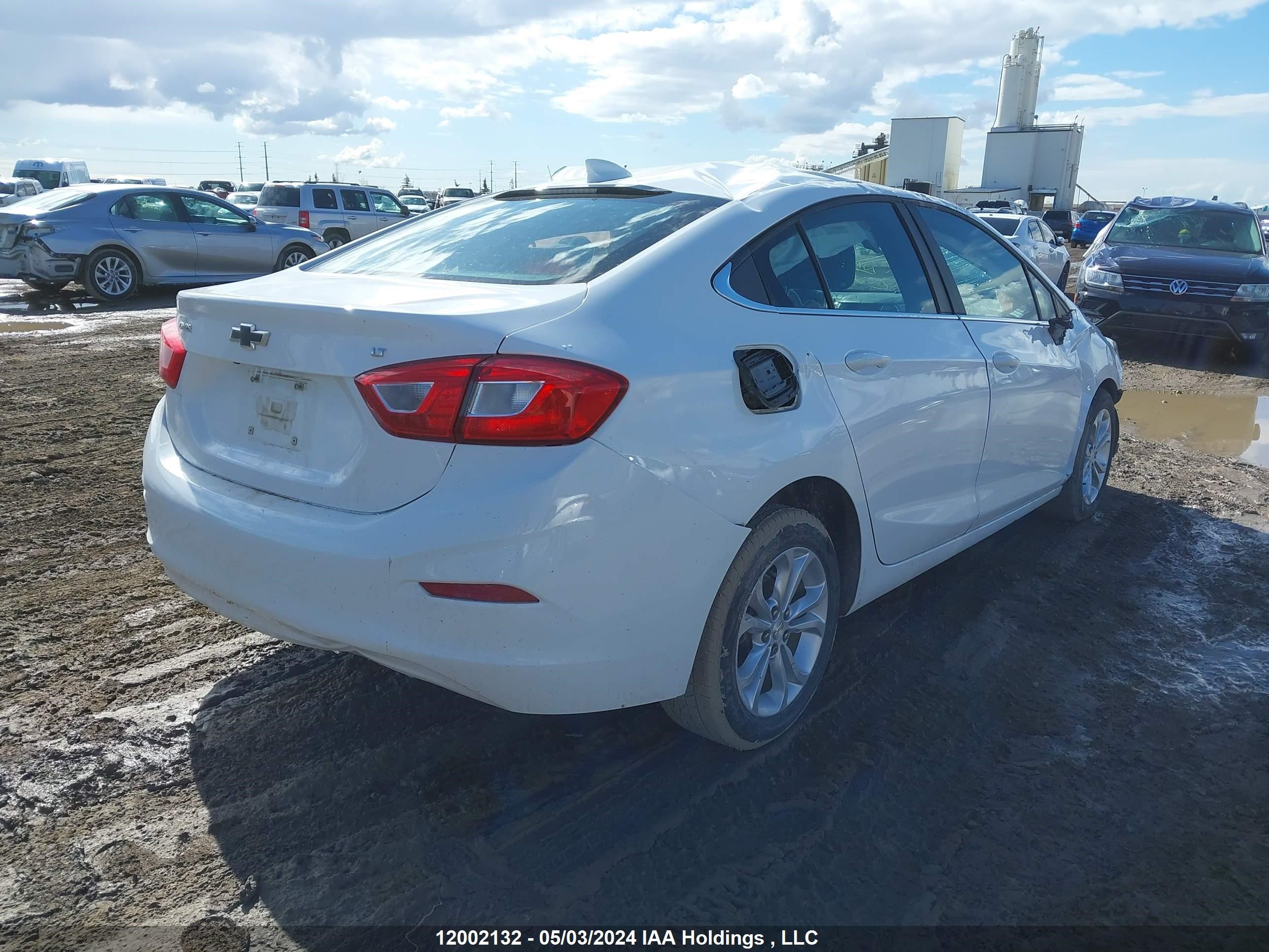 Photo 3 VIN: 1G1BE5SMXK7127798 - CHEVROLET CRUZE 