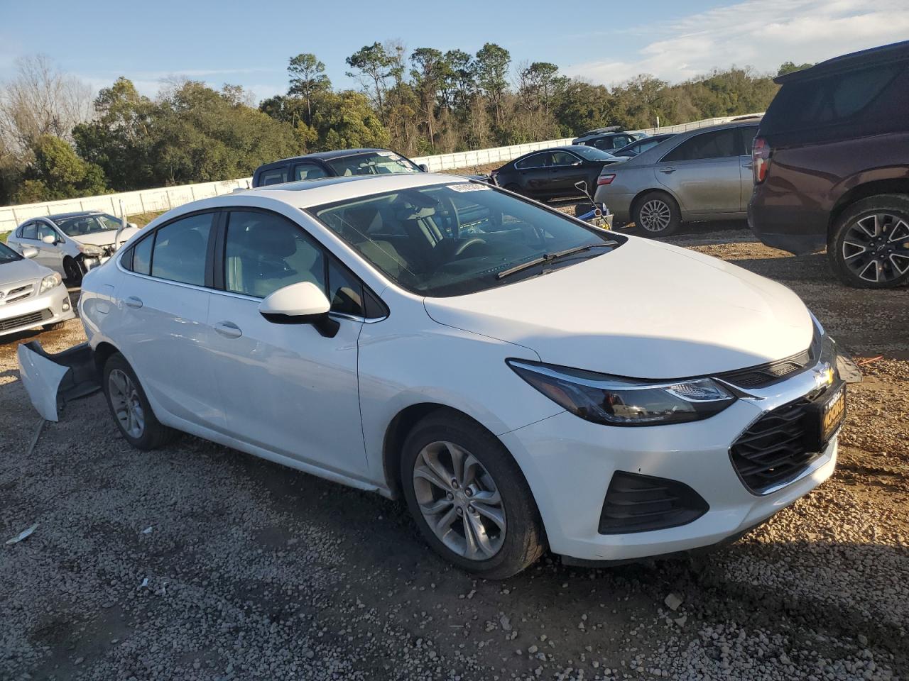 Photo 3 VIN: 1G1BE5SMXK7137795 - CHEVROLET CRUZE 