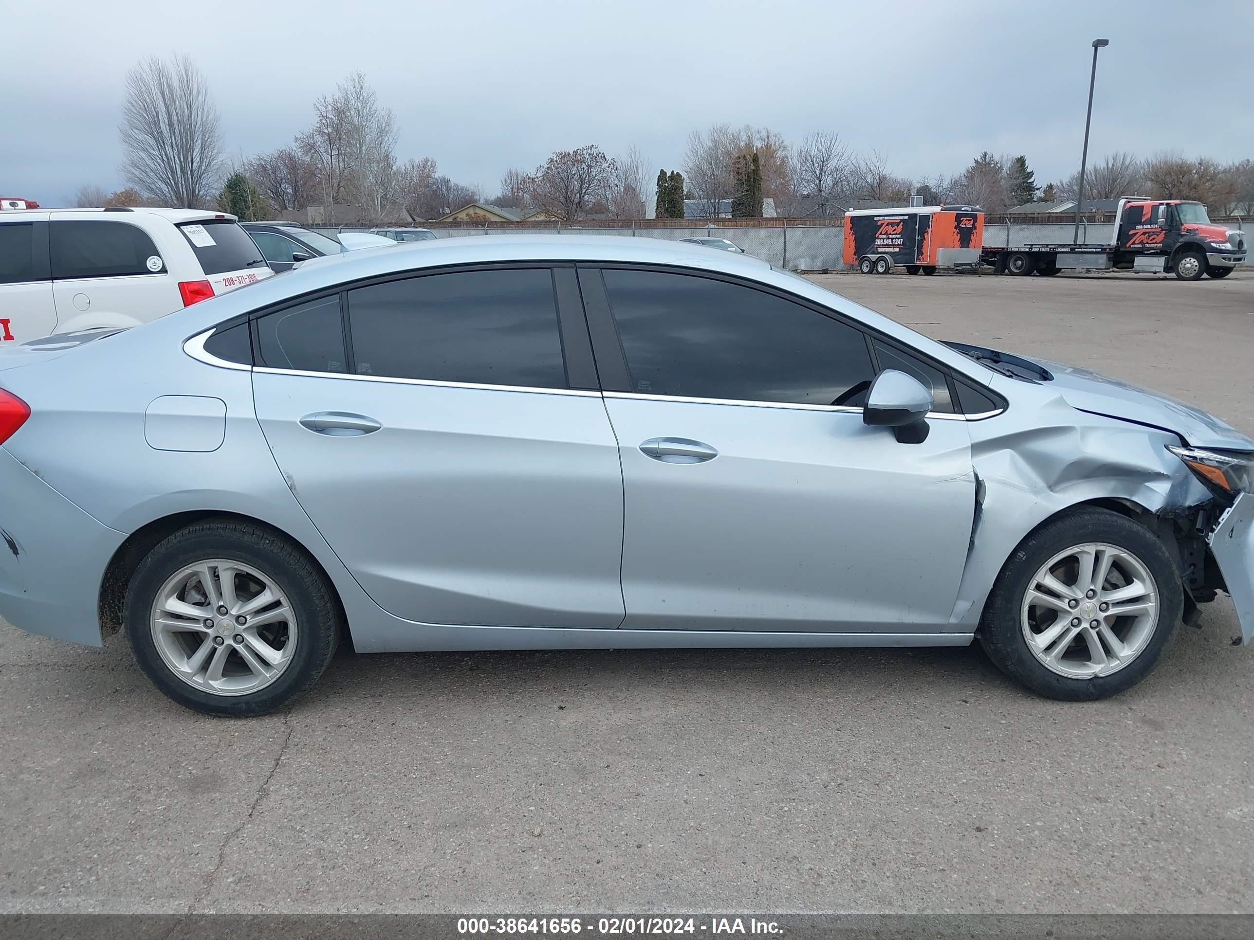 Photo 12 VIN: 1G1BESSM1H7159404 - CHEVROLET CRUZE 