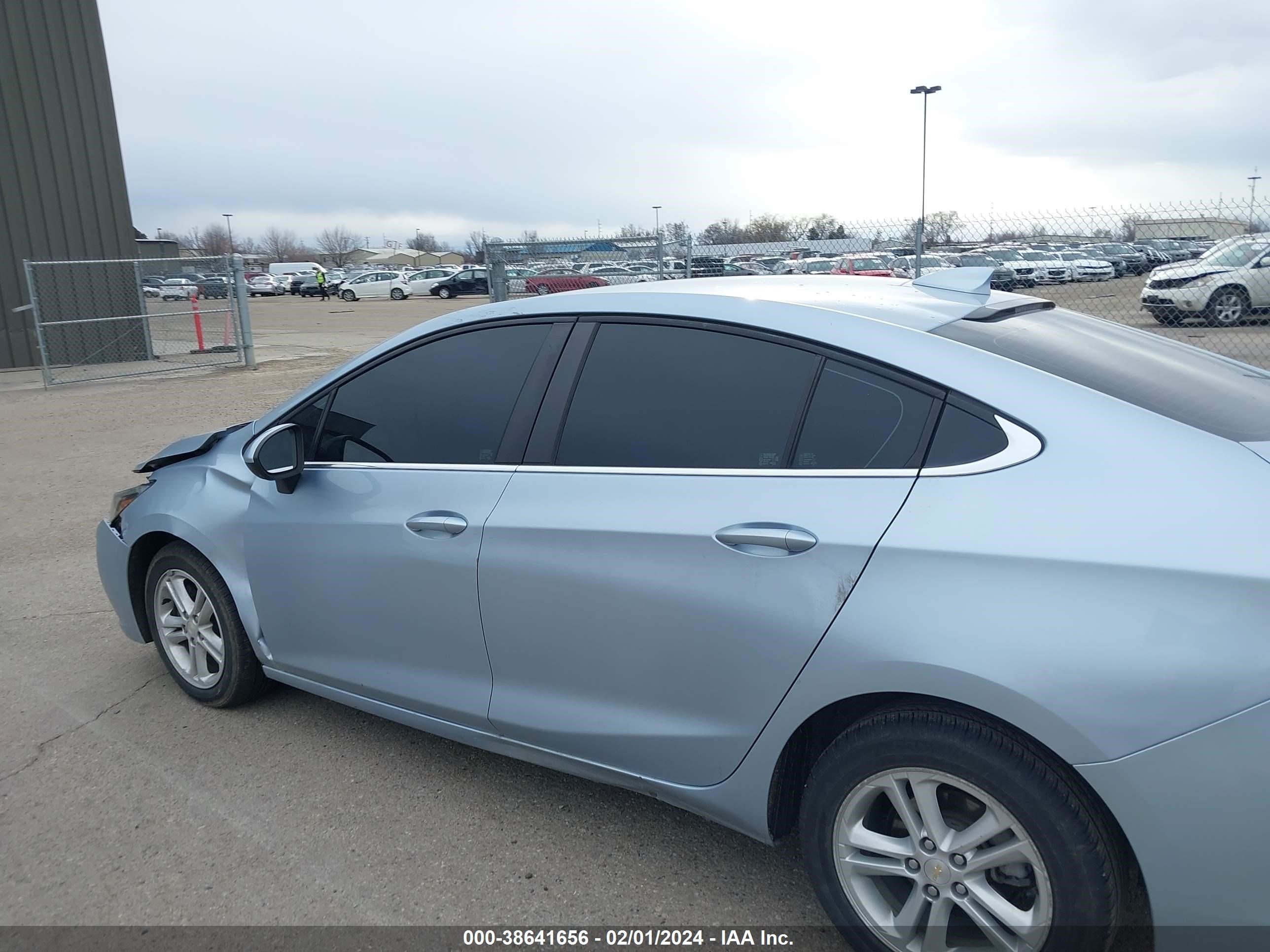 Photo 13 VIN: 1G1BESSM1H7159404 - CHEVROLET CRUZE 