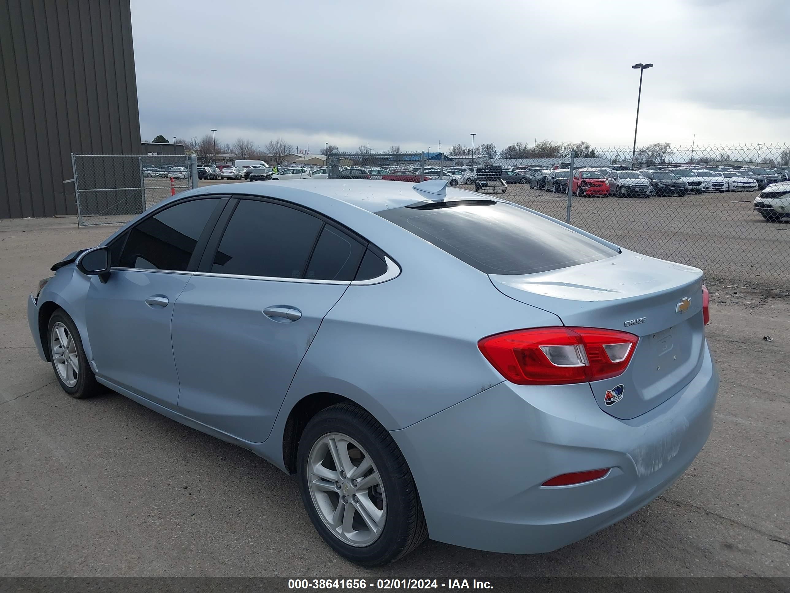 Photo 2 VIN: 1G1BESSM1H7159404 - CHEVROLET CRUZE 