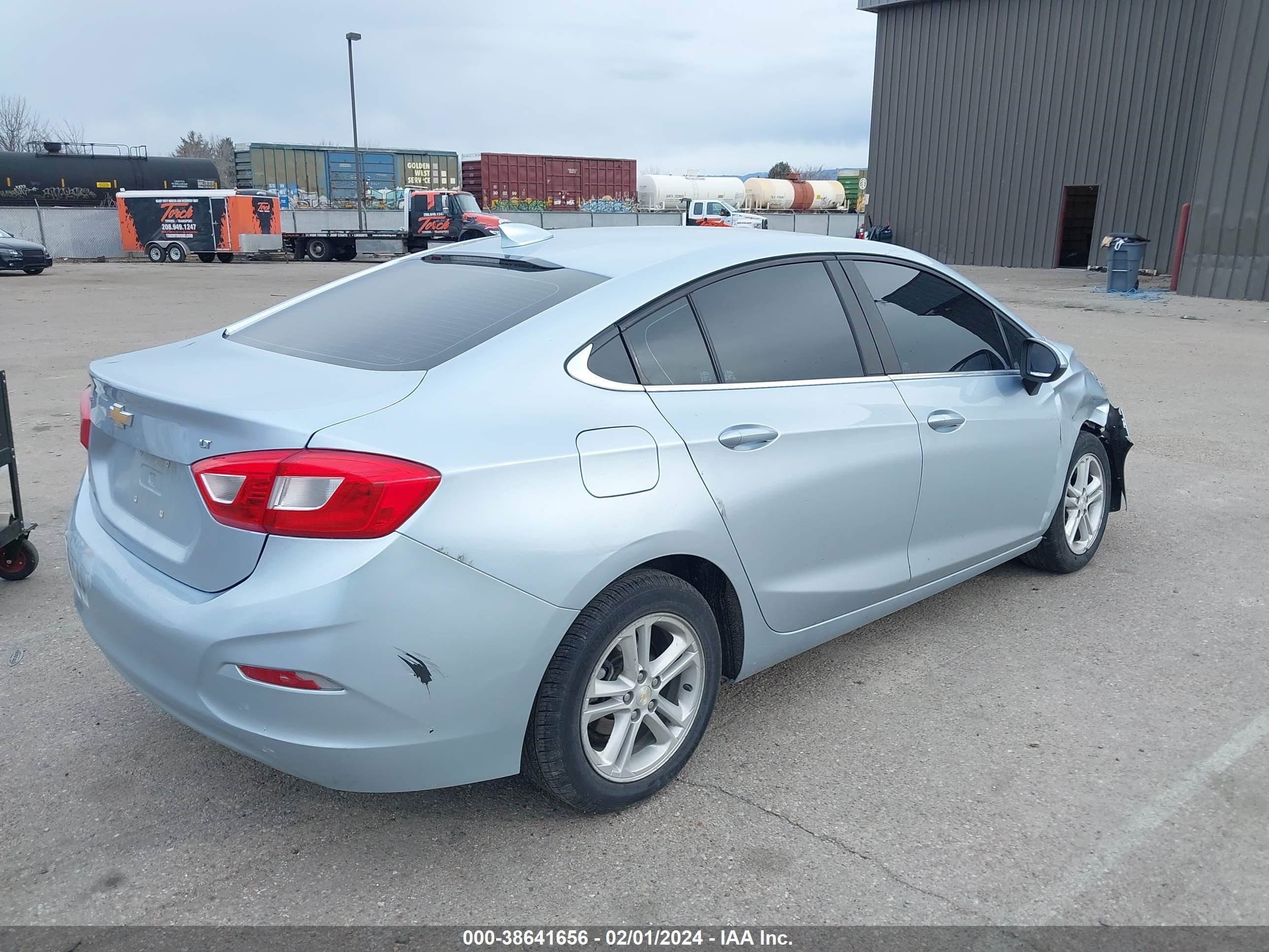 Photo 3 VIN: 1G1BESSM1H7159404 - CHEVROLET CRUZE 