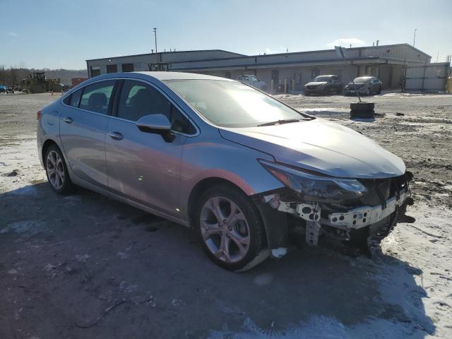 Photo 3 VIN: 1G1BF5SM1J7199081 - CHEVROLET CRUZE 