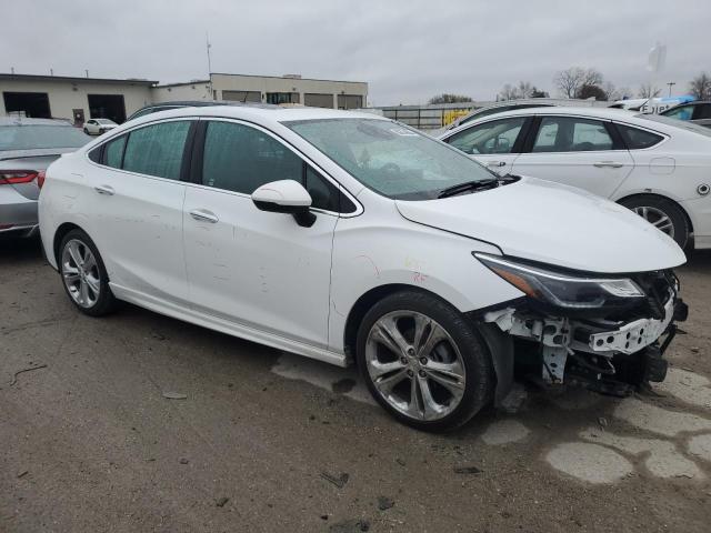 Photo 3 VIN: 1G1BF5SMXJ7113458 - CHEVROLET CRUZE PREM 