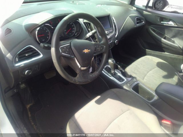 Photo 4 VIN: 1G1BJ5SM5K7102240 - CHEVROLET CRUZE 