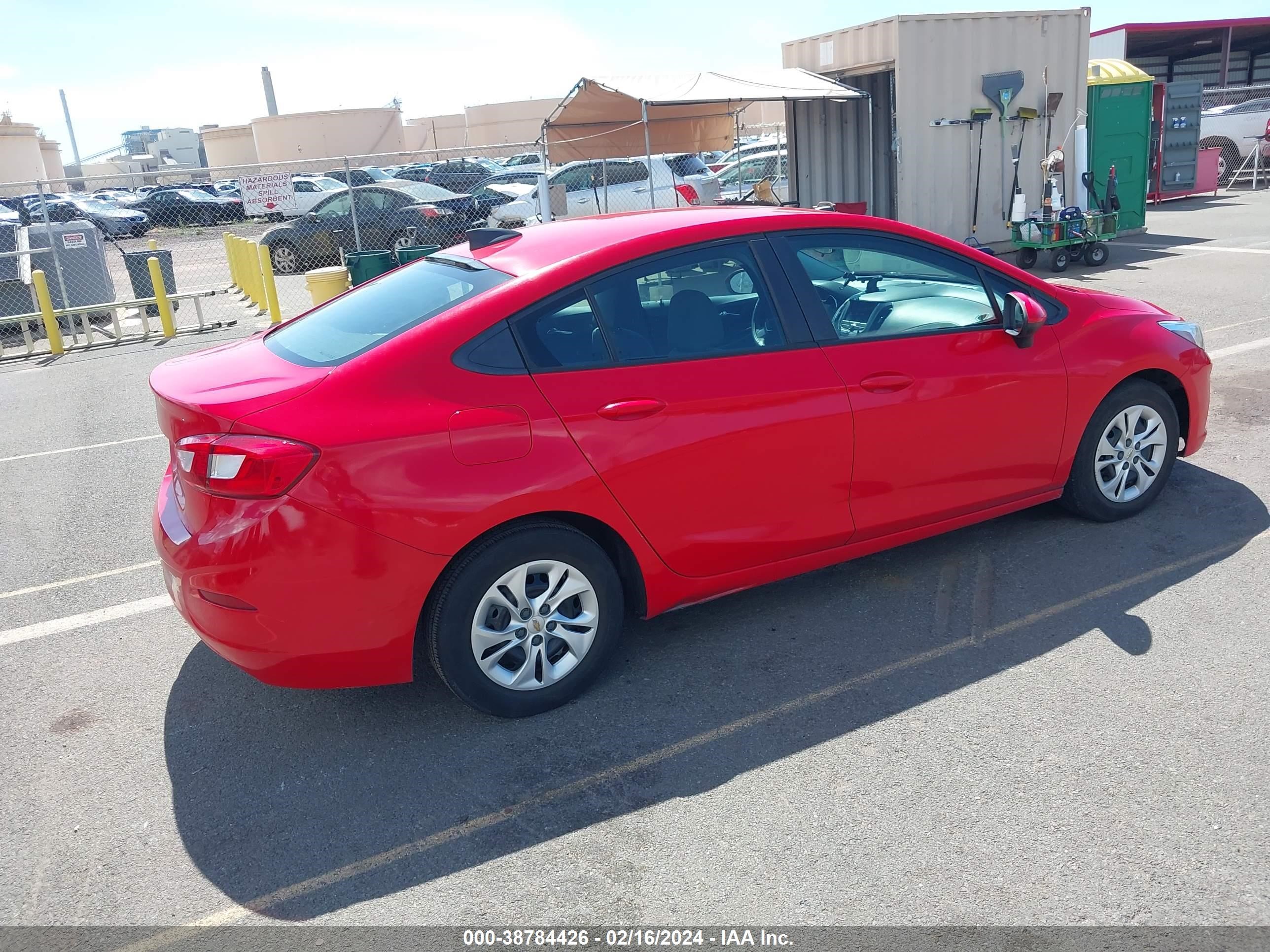 Photo 3 VIN: 1G1BJ5SM5K7106739 - CHEVROLET CRUZE 