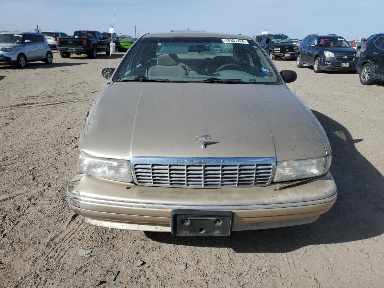 Photo 4 VIN: 1G1BL52P4SR176600 - CHEVROLET CAPRICE 