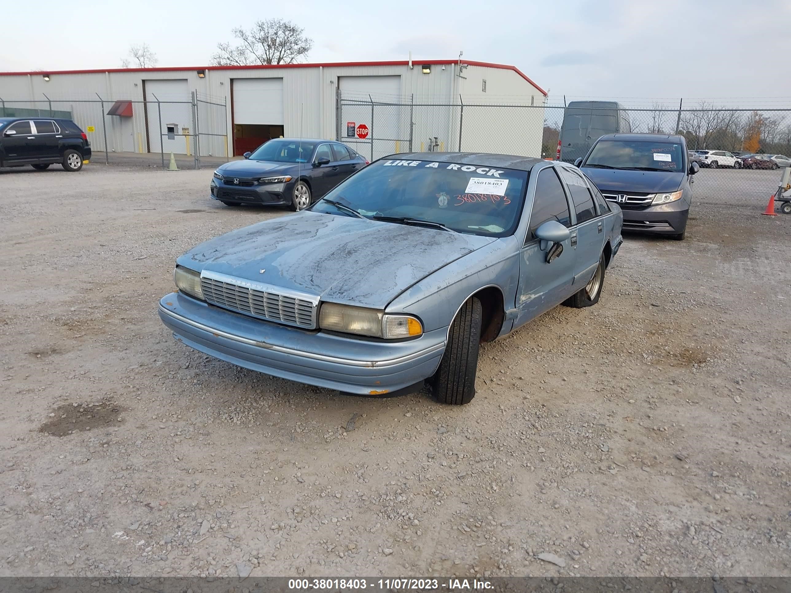 Photo 1 VIN: 1G1BL53E0PR120125 - CHEVROLET CAPRICE 