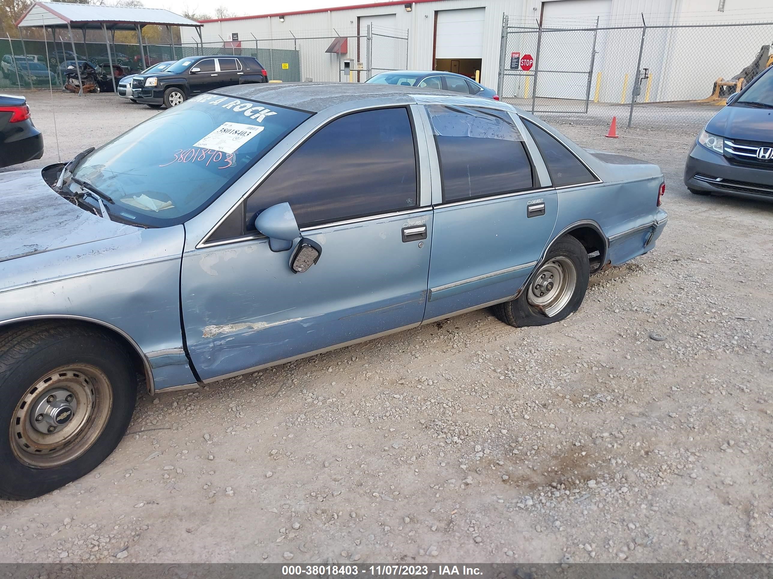 Photo 5 VIN: 1G1BL53E0PR120125 - CHEVROLET CAPRICE 