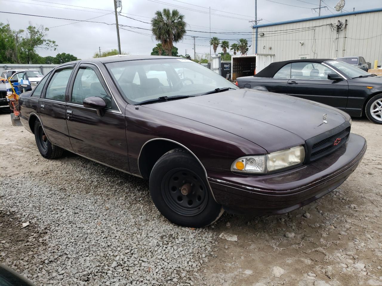 Photo 3 VIN: 1G1BN52W0RR123596 - CHEVROLET CAPRICE 