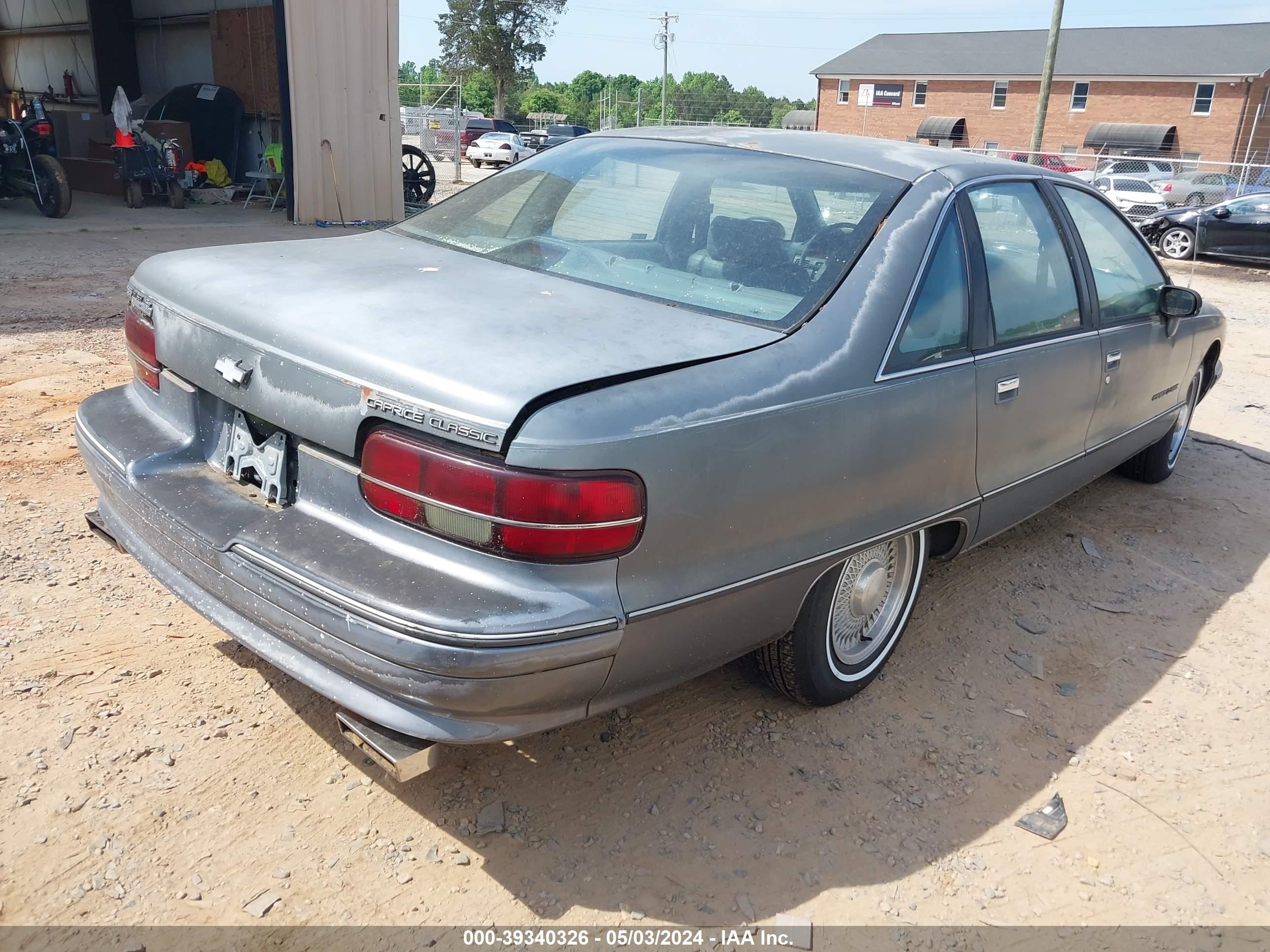 Photo 3 VIN: 1G1BN53E0MR104335 - CHEVROLET CAPRICE 