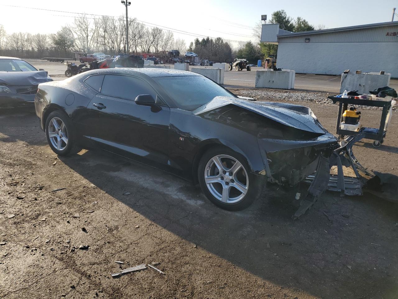 Photo 3 VIN: 1G1FA1RX6J0105245 - CHEVROLET CAMARO 