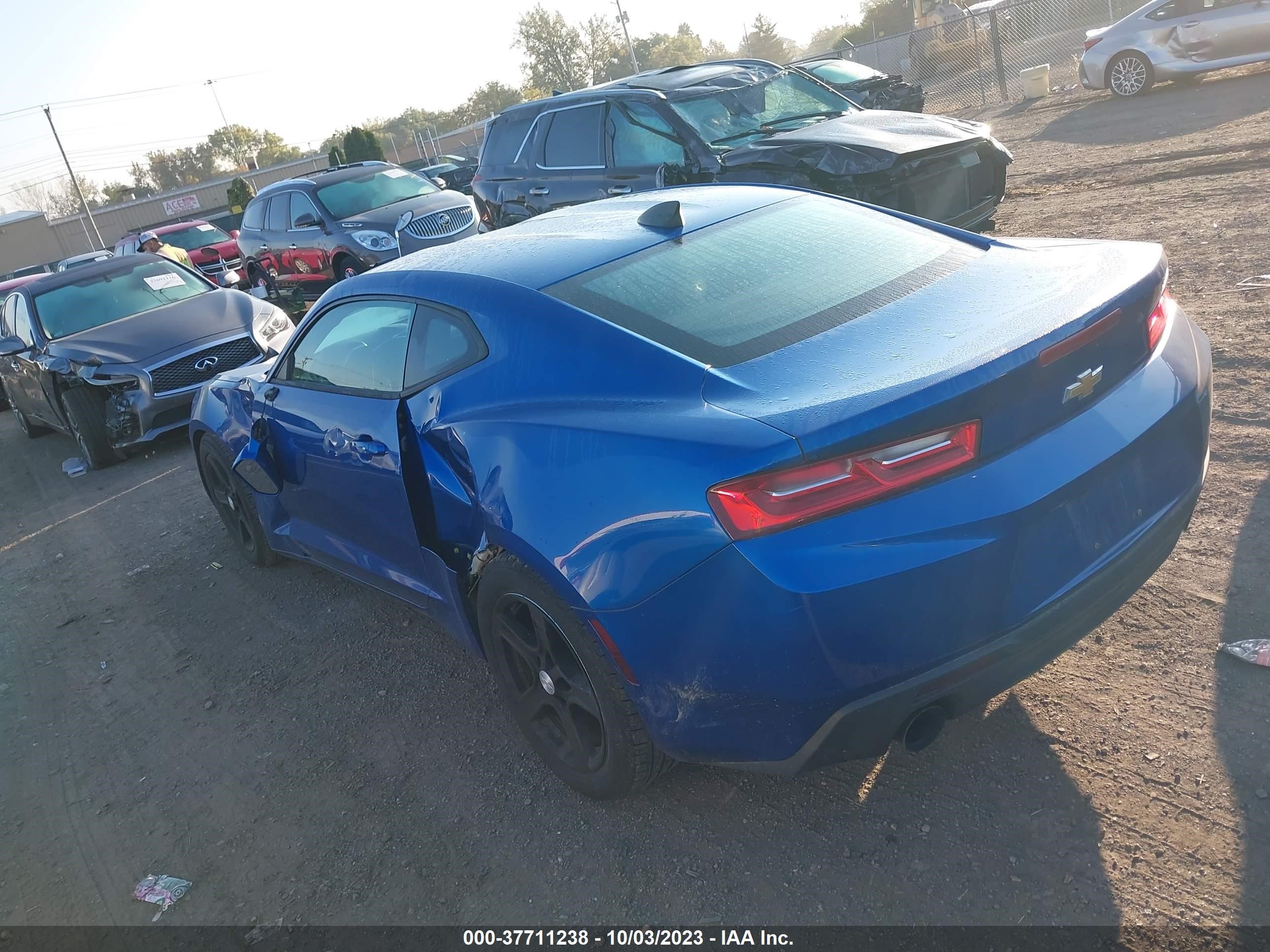 Photo 2 VIN: 1G1FA1RX8G0166055 - CHEVROLET CAMARO 