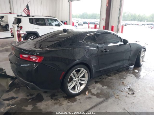 Photo 3 VIN: 1G1FB1RS0J0101208 - CHEVROLET CAMARO 