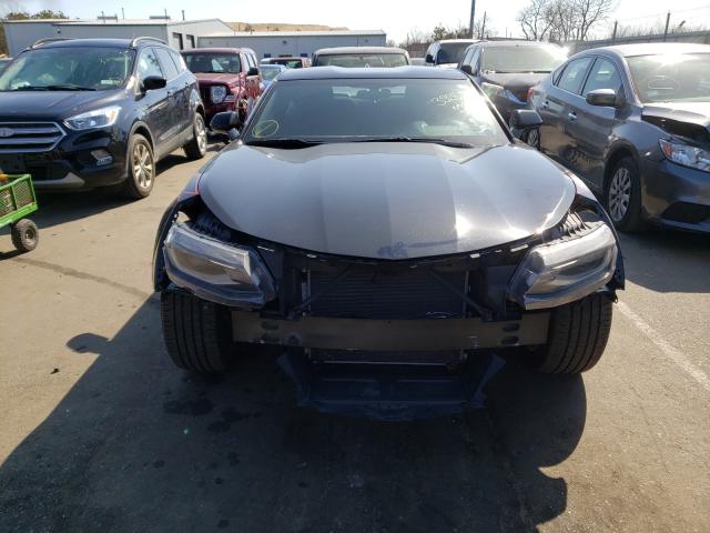 Photo 8 VIN: 1G1FB1RS0J0112015 - CHEVROLET CAMARO LT 