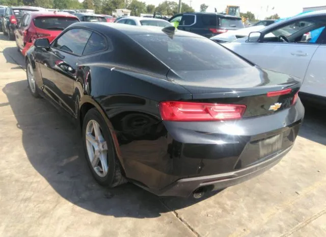 Photo 2 VIN: 1G1FB1RS0J0189953 - CHEVROLET CAMARO 