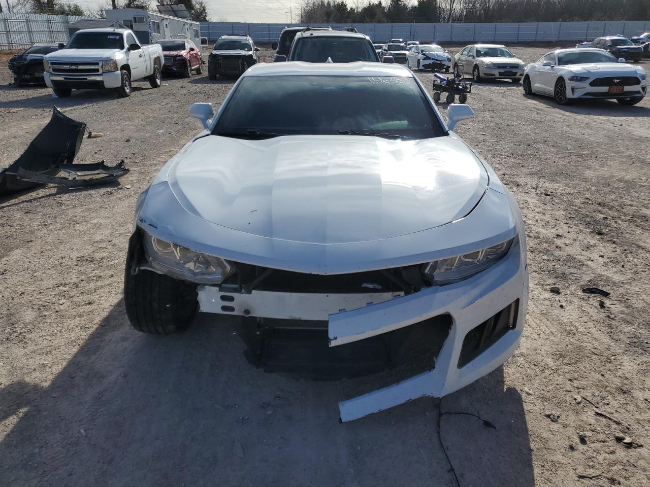 Photo 4 VIN: 1G1FB1RS2H0166300 - CHEVROLET CAMARO 