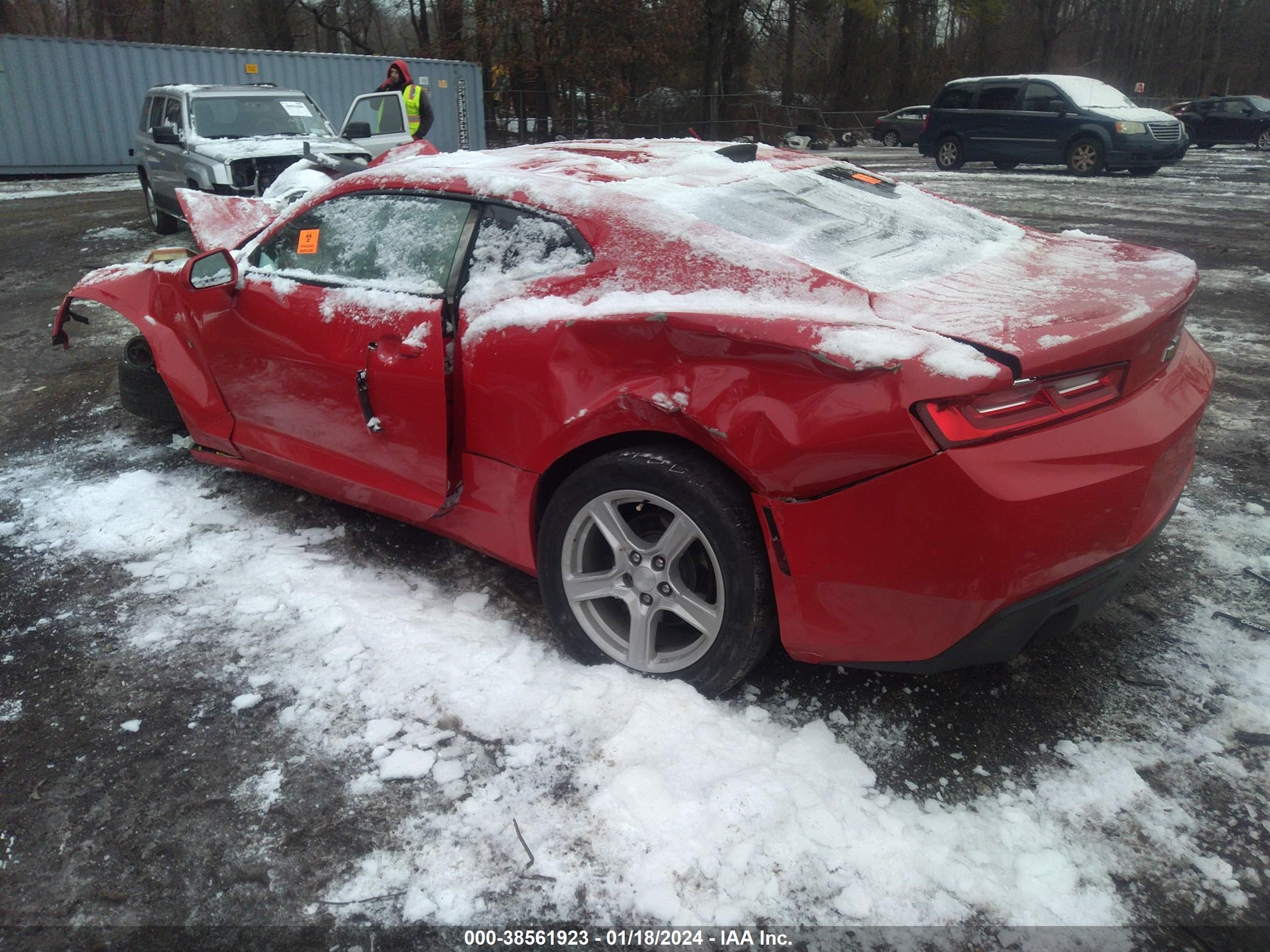 Photo 2 VIN: 1G1FB1RS3G0163226 - CHEVROLET CAMARO 