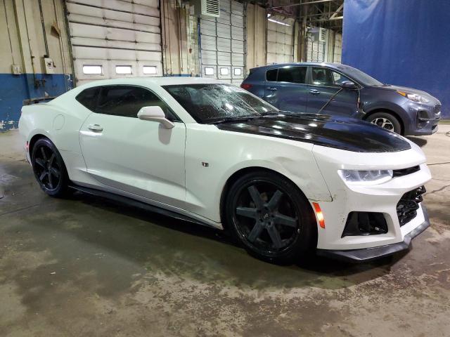 Photo 3 VIN: 1G1FB1RS4J0152288 - CHEVROLET CAMARO LT 