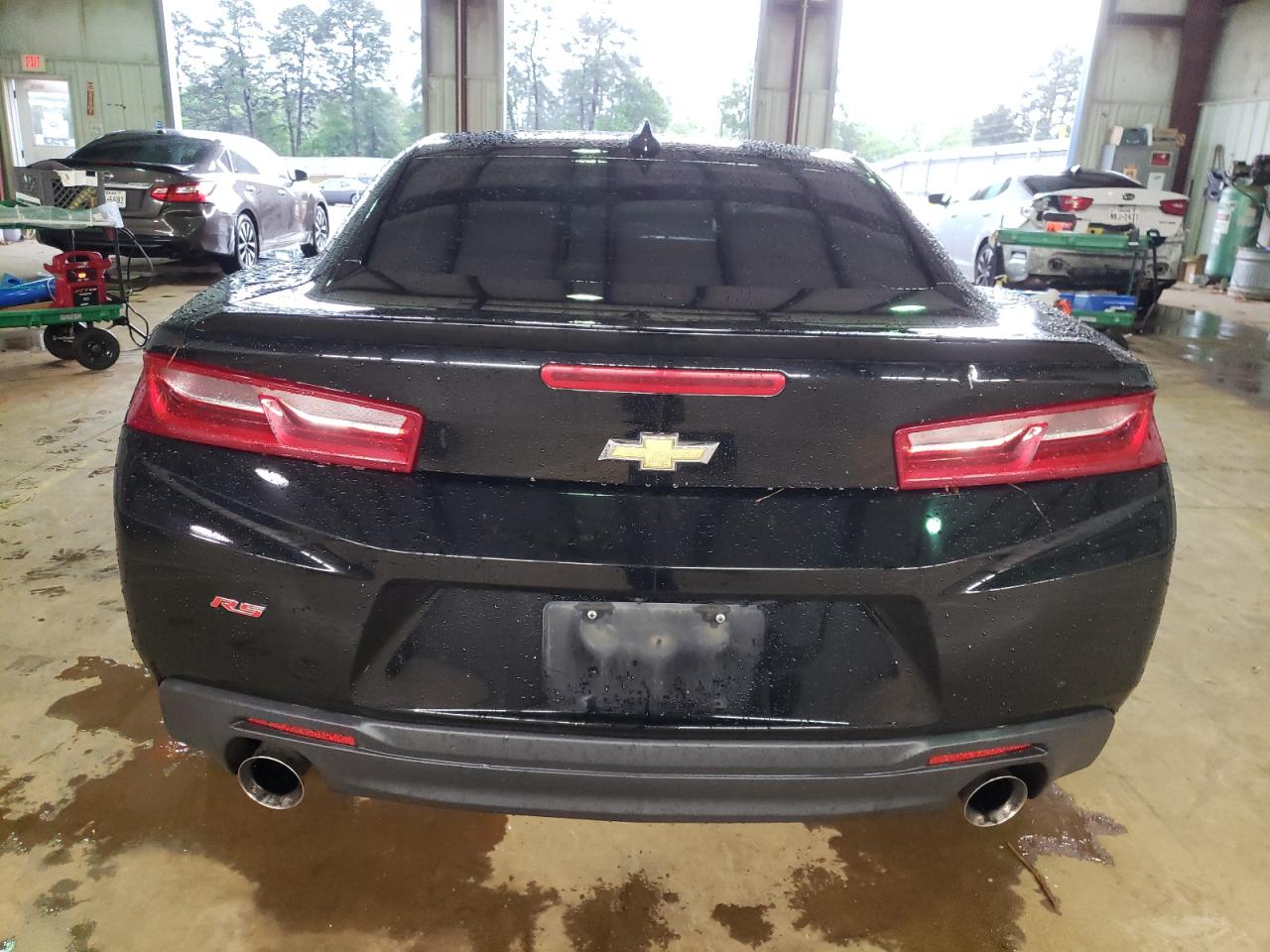 Photo 5 VIN: 1G1FB1RS5J0115623 - CHEVROLET CAMARO 