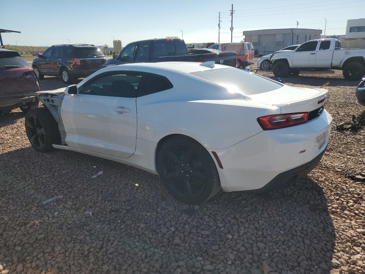 Photo 1 VIN: 1G1FB1RS6J0190928 - CHEVROLET CAMARO 