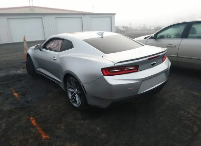 Photo 2 VIN: 1G1FB1RS9J0113633 - CHEVROLET CAMARO 