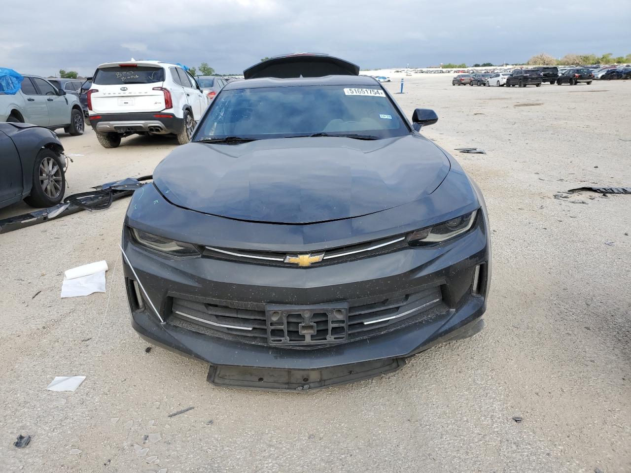 Photo 4 VIN: 1G1FB1RS9J0164260 - CHEVROLET CAMARO 