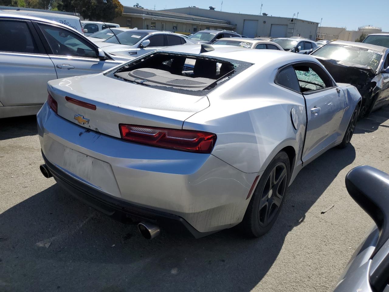 Photo 2 VIN: 1G1FB1RSXG0189872 - CHEVROLET CAMARO 