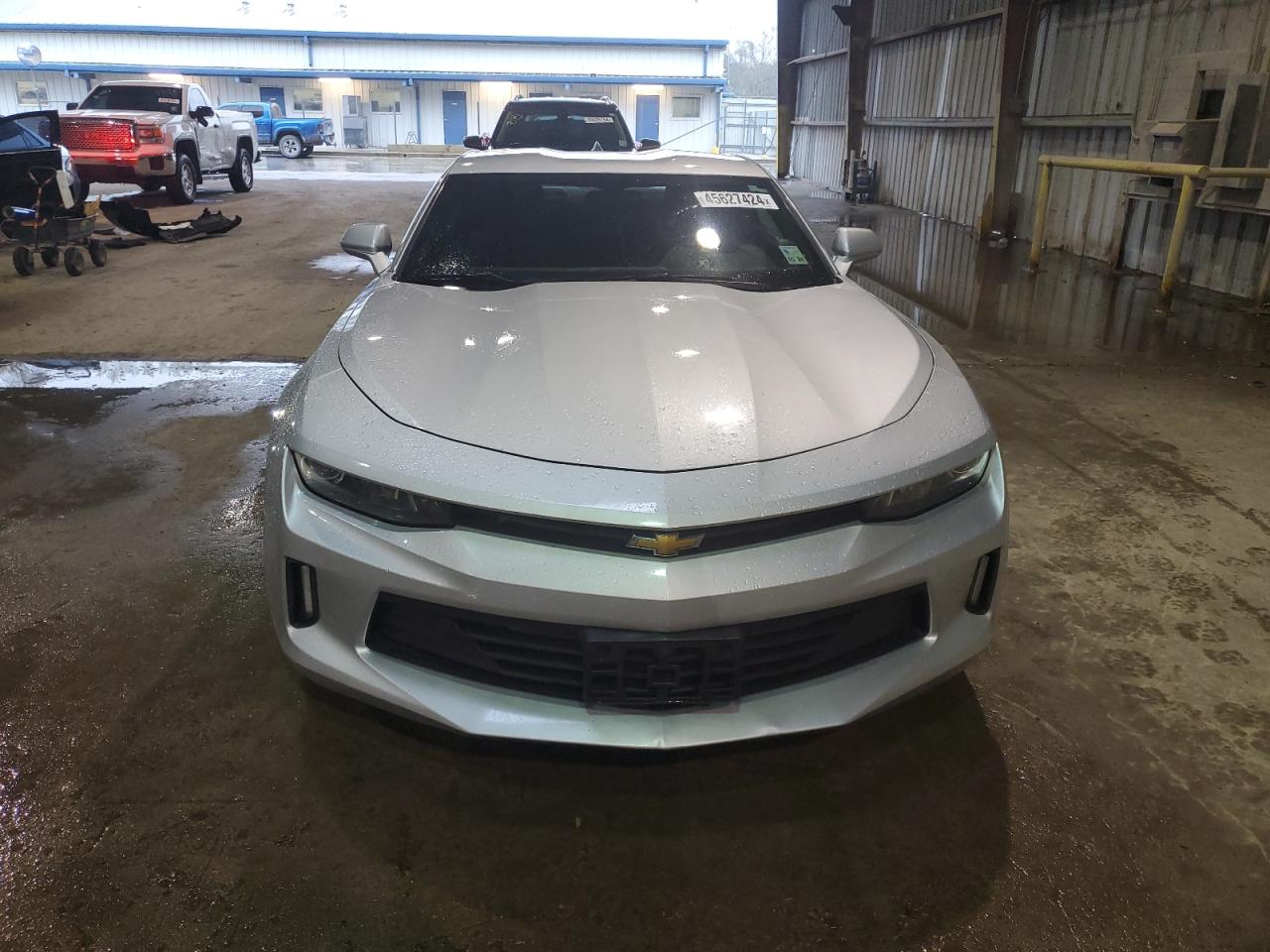 Photo 4 VIN: 1G1FB1RSXJ0105914 - CHEVROLET CAMARO 