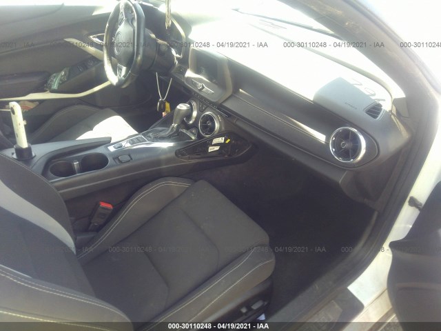 Photo 4 VIN: 1G1FB1RX0H0159762 - CHEVROLET CAMARO 