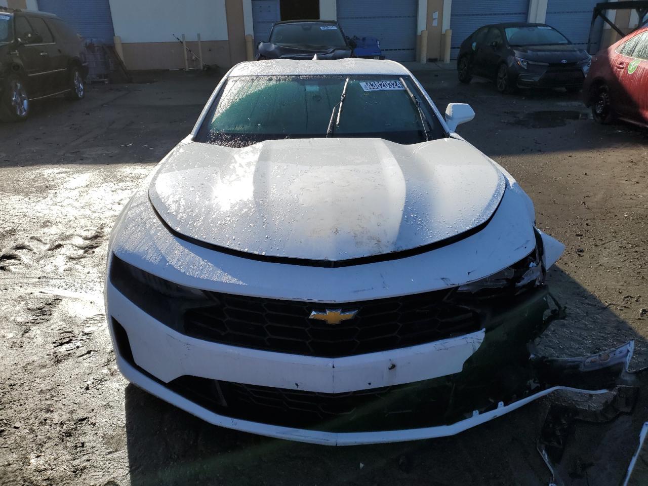 Photo 4 VIN: 1G1FB1RX2P0142993 - CHEVROLET CAMARO 