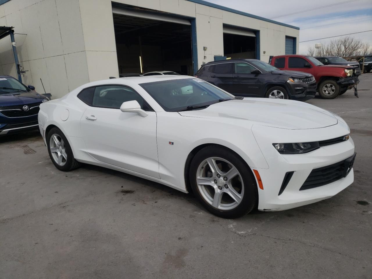 Photo 3 VIN: 1G1FB1RX3G0159429 - CHEVROLET CAMARO 