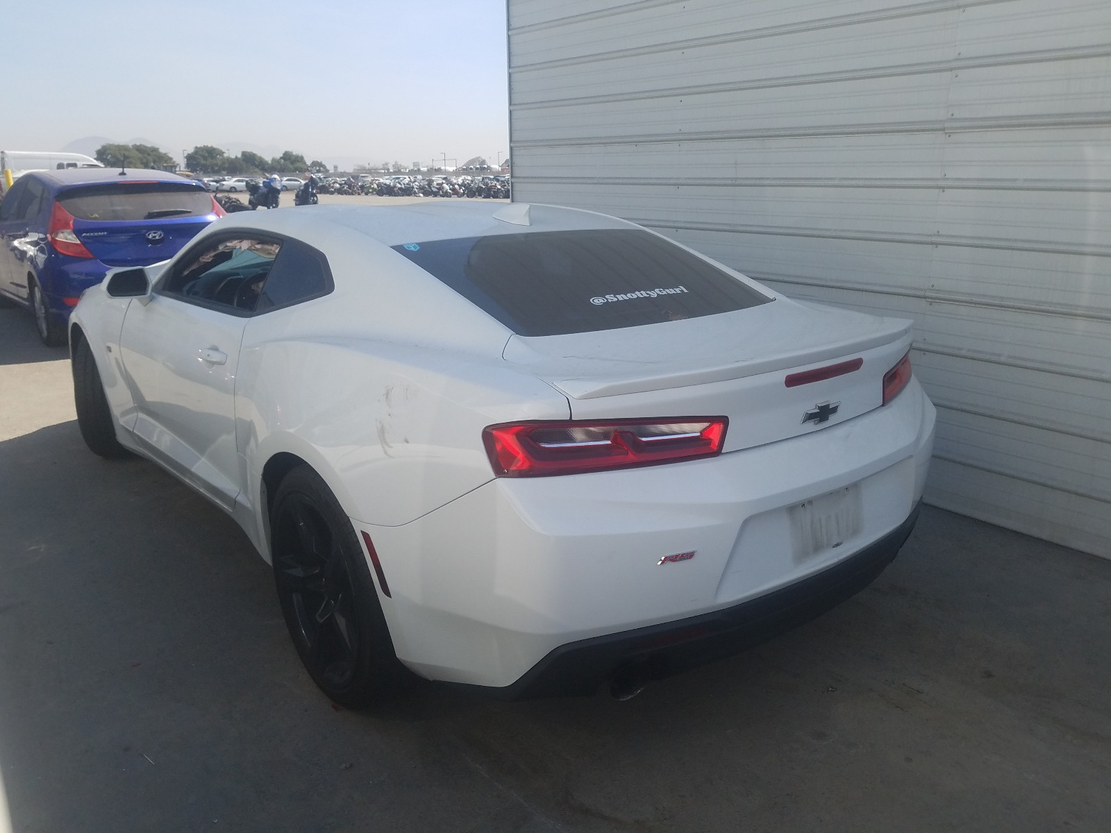 Photo 2 VIN: 1G1FB1RX4G0192410 - CHEVROLET CAMARO LT 