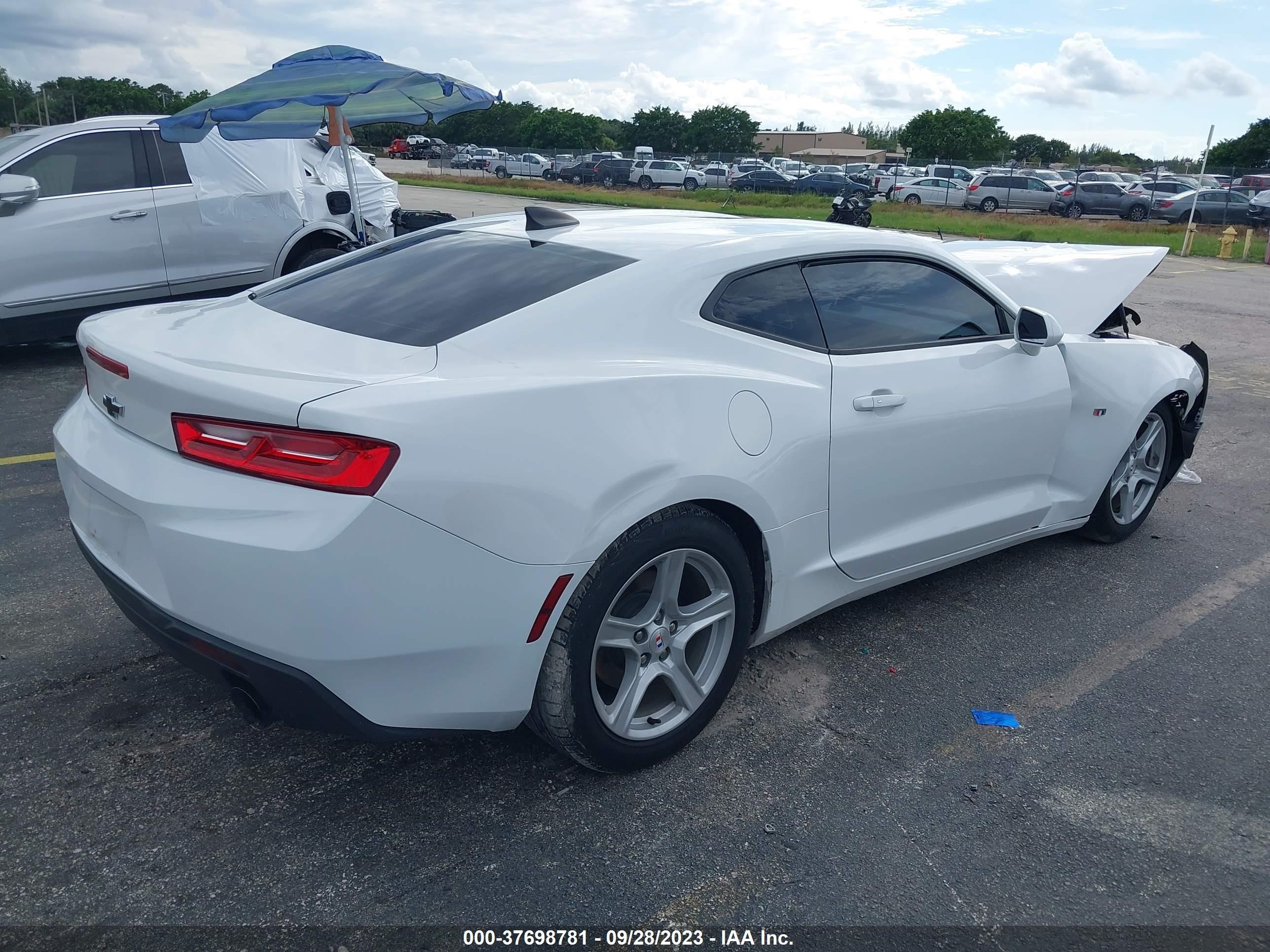 Photo 3 VIN: 1G1FB1RX4H0148828 - CHEVROLET CAMARO 