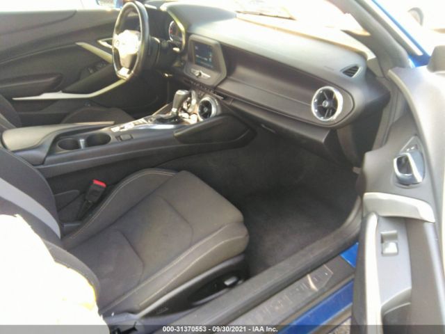 Photo 4 VIN: 1G1FB1RX5H0210947 - CHEVROLET CAMARO 