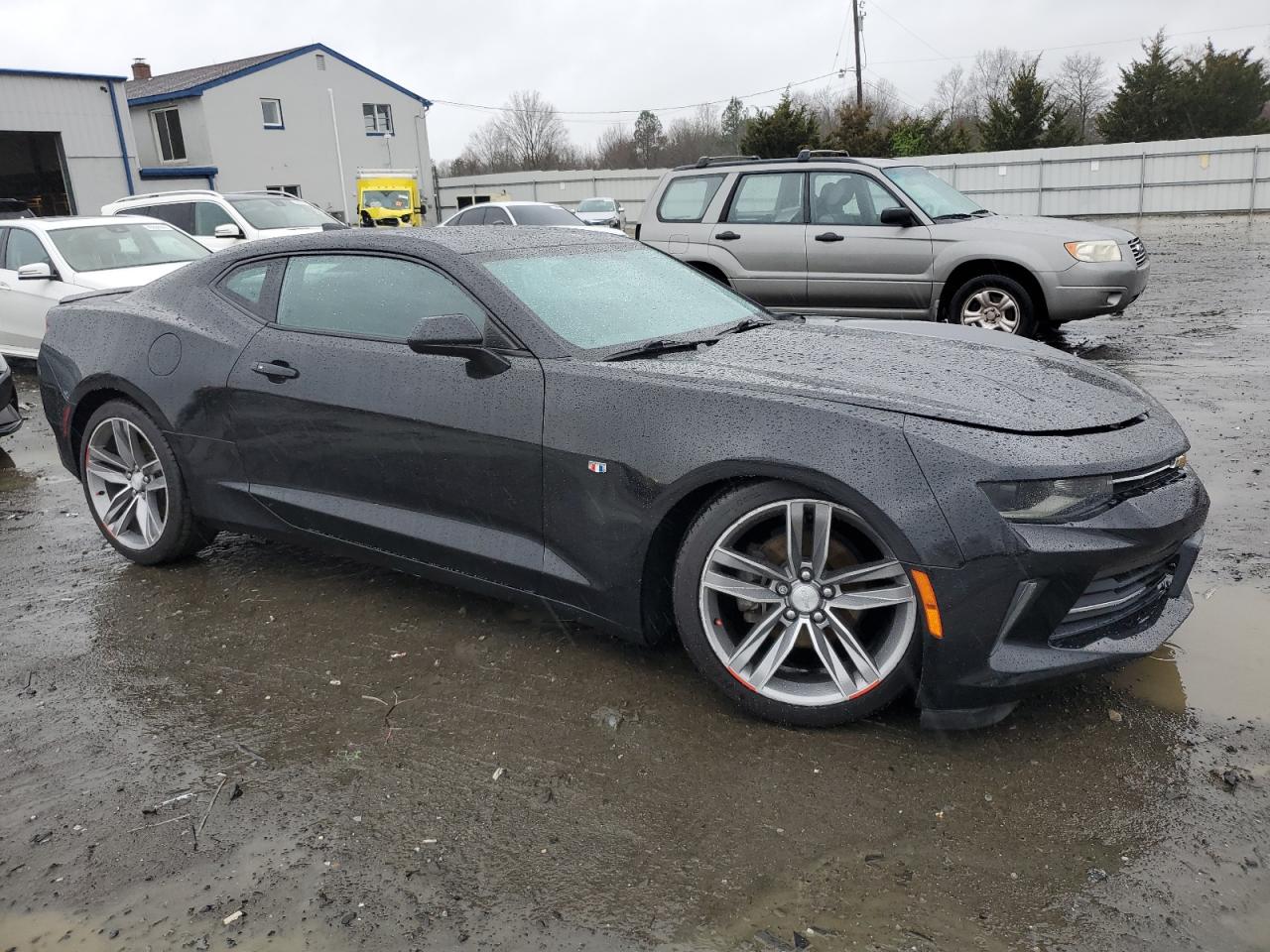 Photo 3 VIN: 1G1FB1RX6H0186173 - CHEVROLET CAMARO 