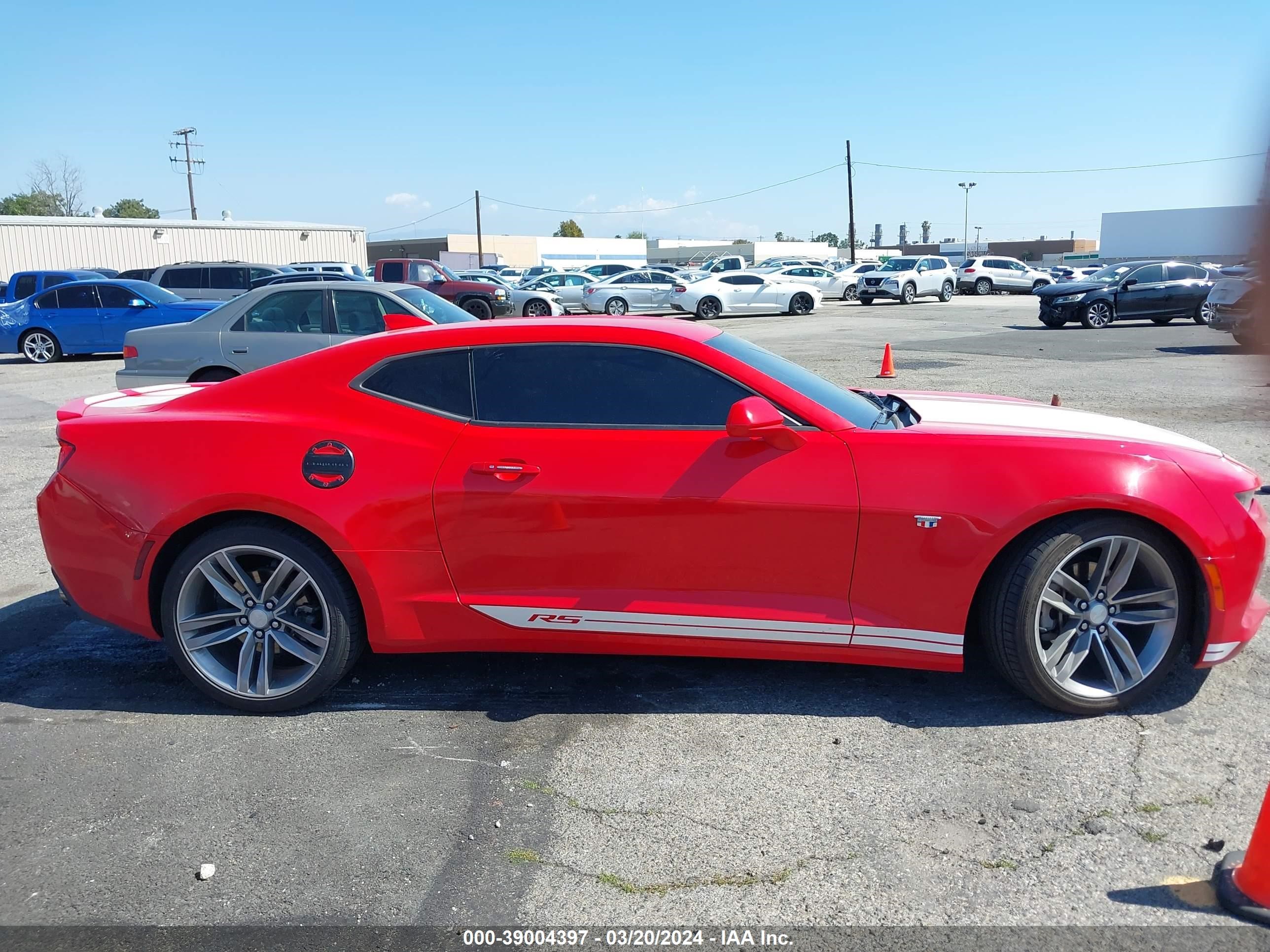 Photo 12 VIN: 1G1FB1RX6J0112564 - CHEVROLET CAMARO 