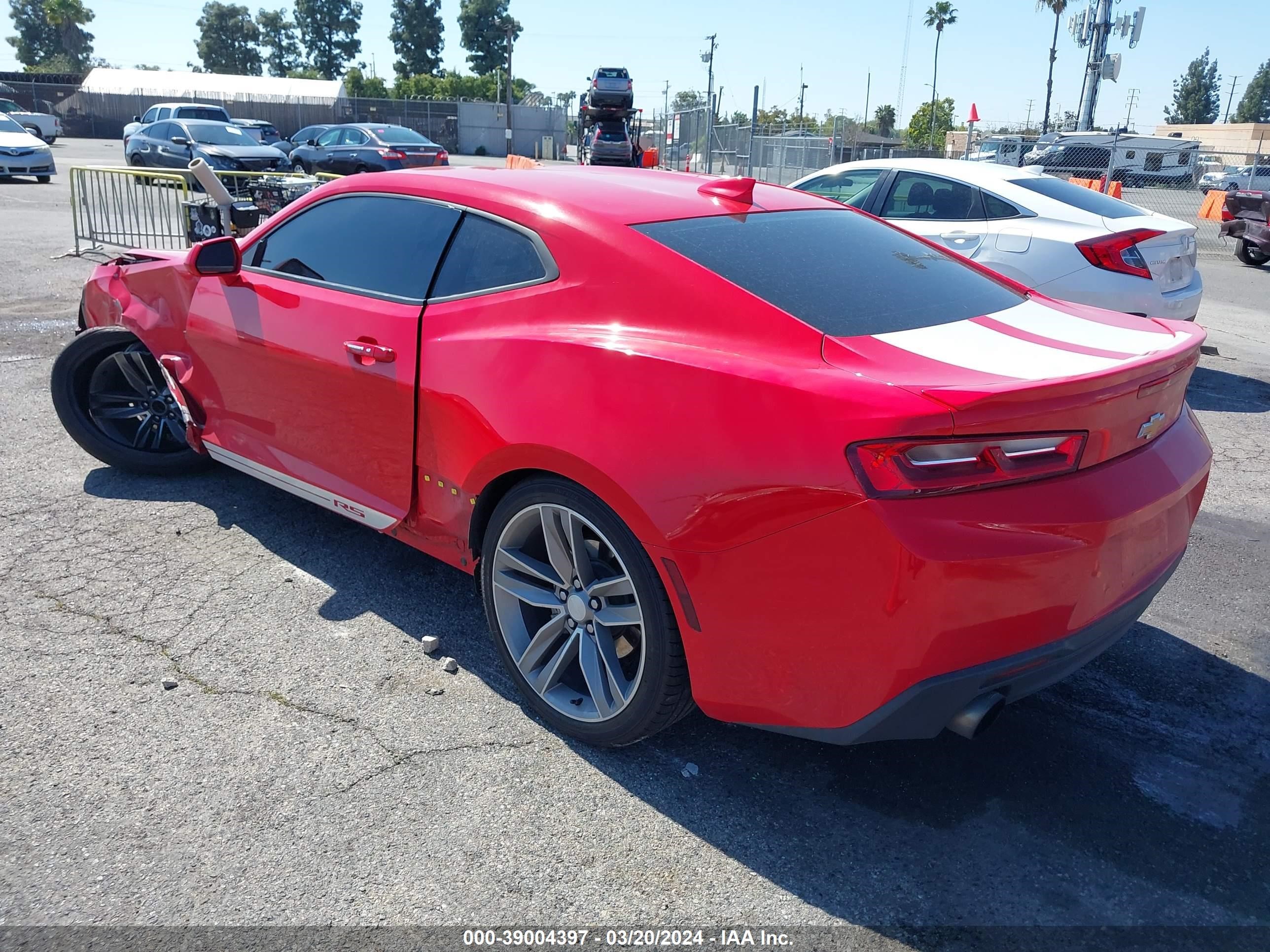 Photo 2 VIN: 1G1FB1RX6J0112564 - CHEVROLET CAMARO 