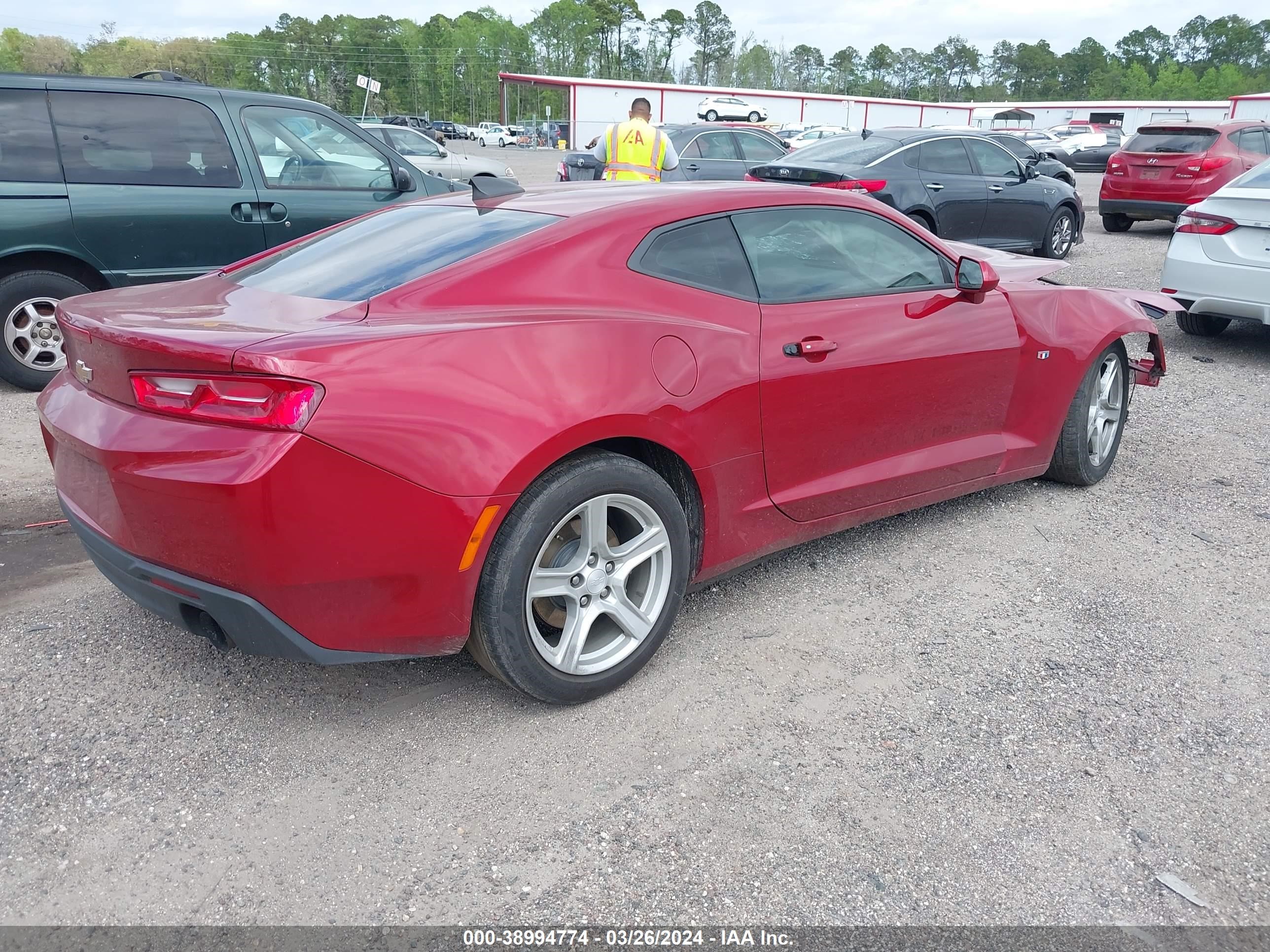 Photo 3 VIN: 1G1FB1RX6J0187362 - CHEVROLET CAMARO 