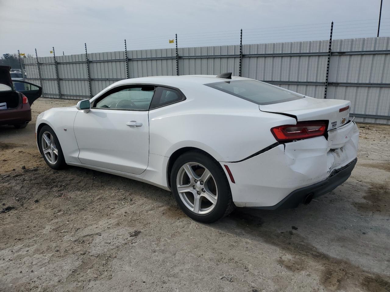 Photo 1 VIN: 1G1FB1RX8G0151570 - CHEVROLET CAMARO 