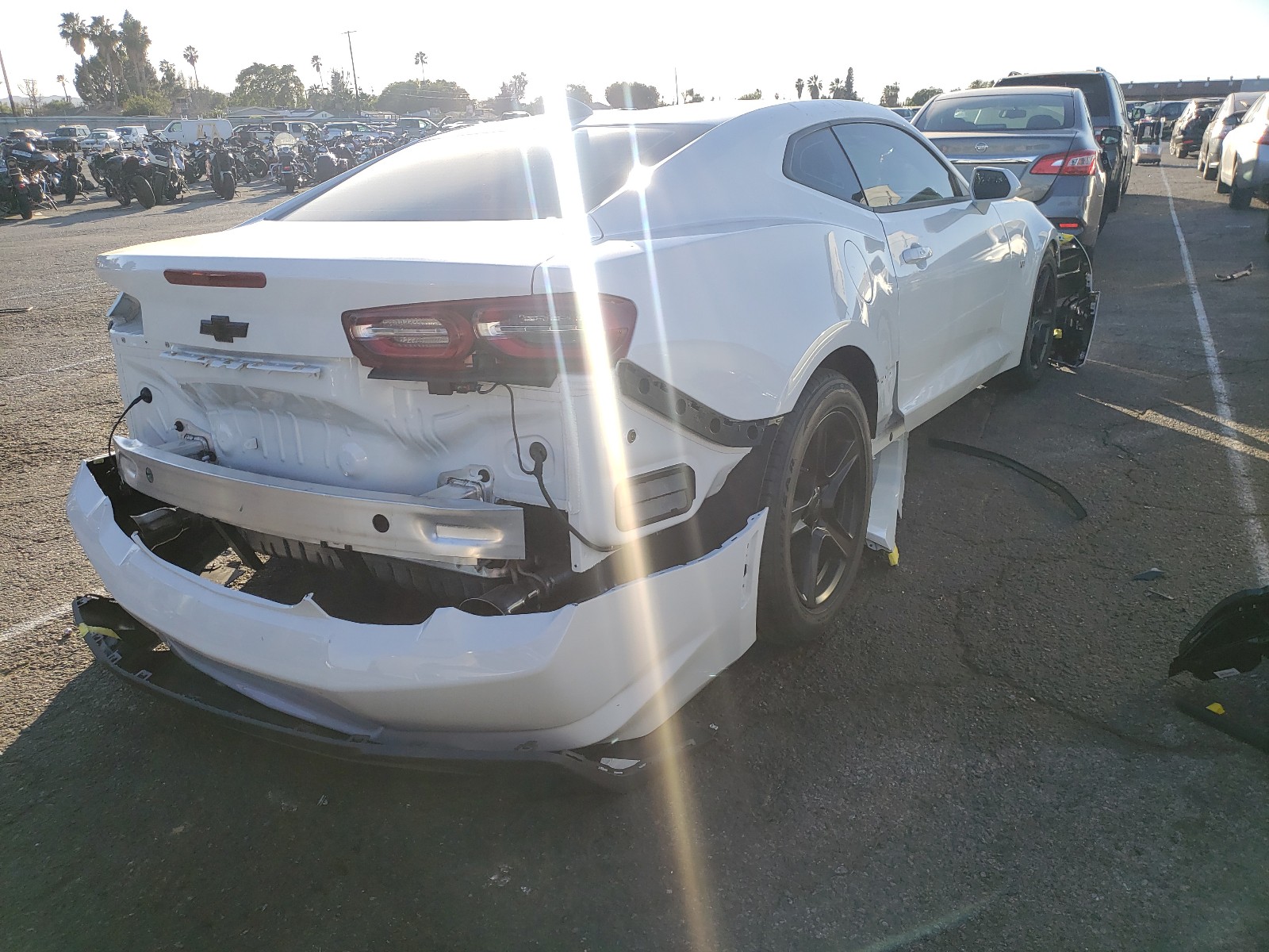 Photo 3 VIN: 1G1FB1RX8M0118175 - CHEVROLET CAMARO LS 