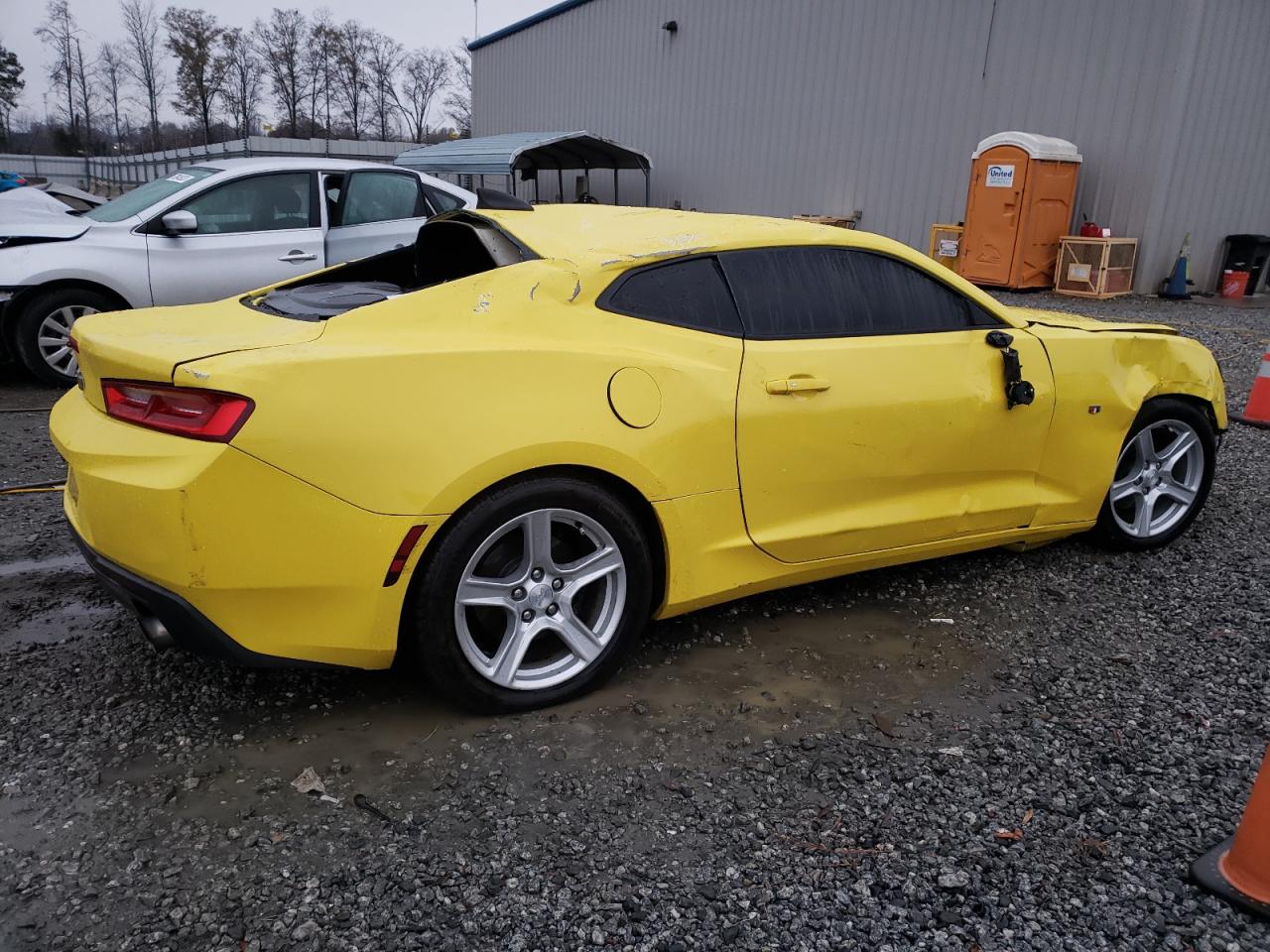 Photo 2 VIN: 1G1FB1RX9H0179802 - CHEVROLET CAMARO 